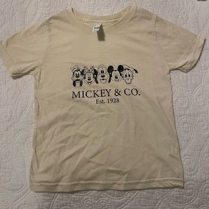 Mickey & Friends kids t-shirt size 4T